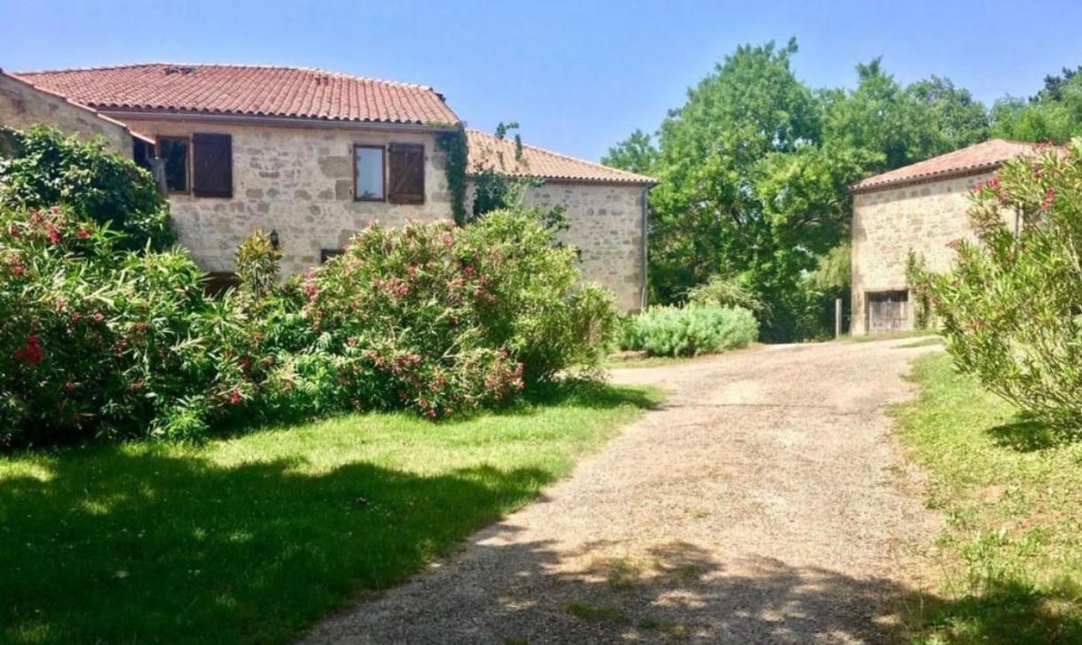 Chez Sophie -Chambres D'Hotes, Gite Et Gite Equestre Clermont-Dessous ภายนอก รูปภาพ