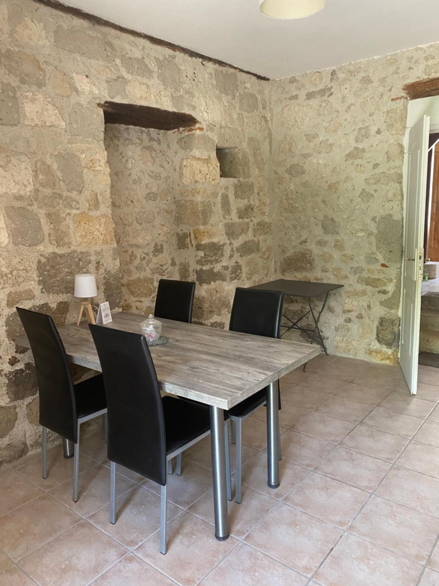 Chez Sophie -Chambres D'Hotes, Gite Et Gite Equestre Clermont-Dessous ภายนอก รูปภาพ